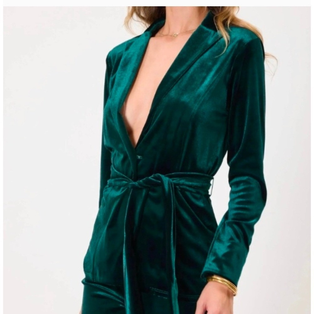 Charlie Holiday Velvet Blazer Womens XS 2 Emerald Green WrapTie Waist Jacket